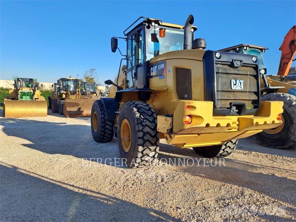 CAT 938M Cargadoras sobre ruedas