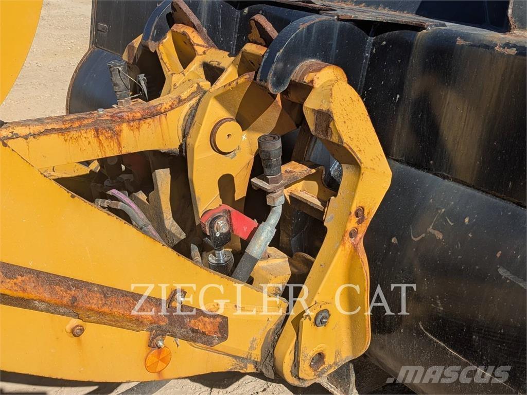 CAT 938M Cargadoras sobre ruedas