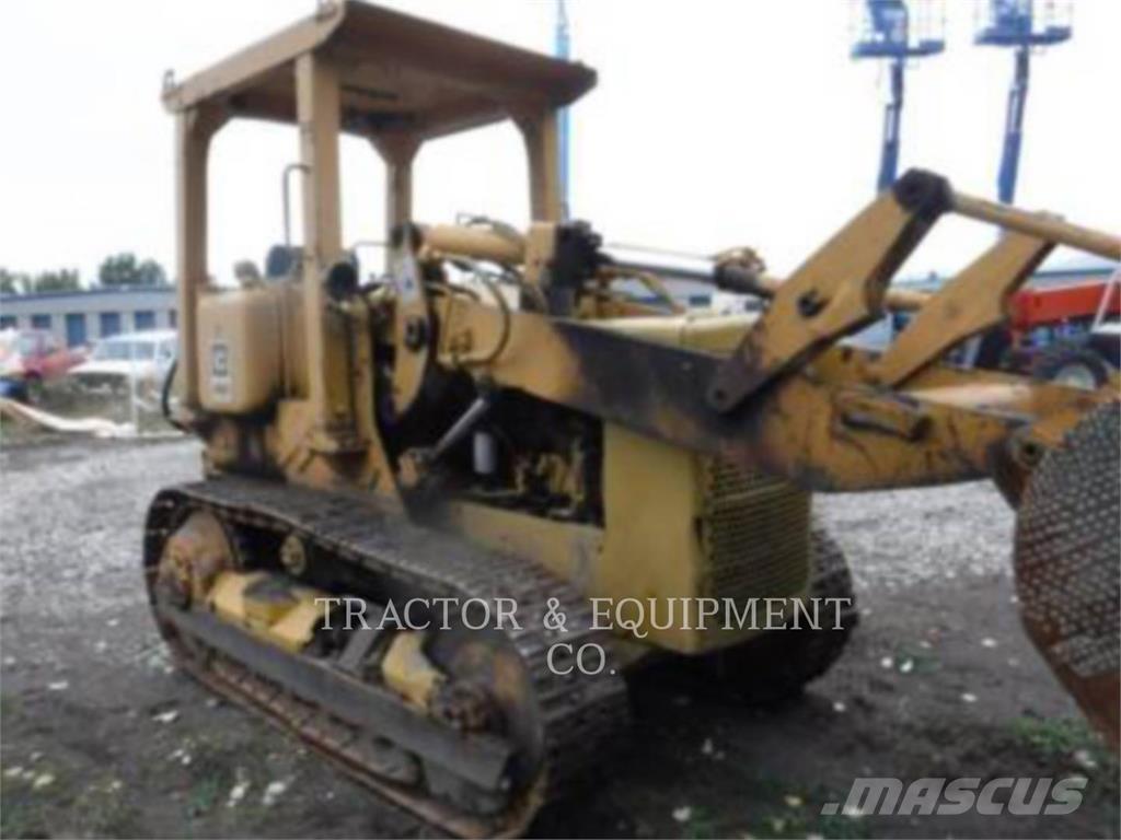 CAT 941B Buldozer sobre oruga