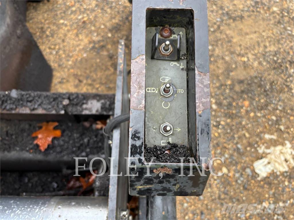 CAT AP-655D Asfaltadoras