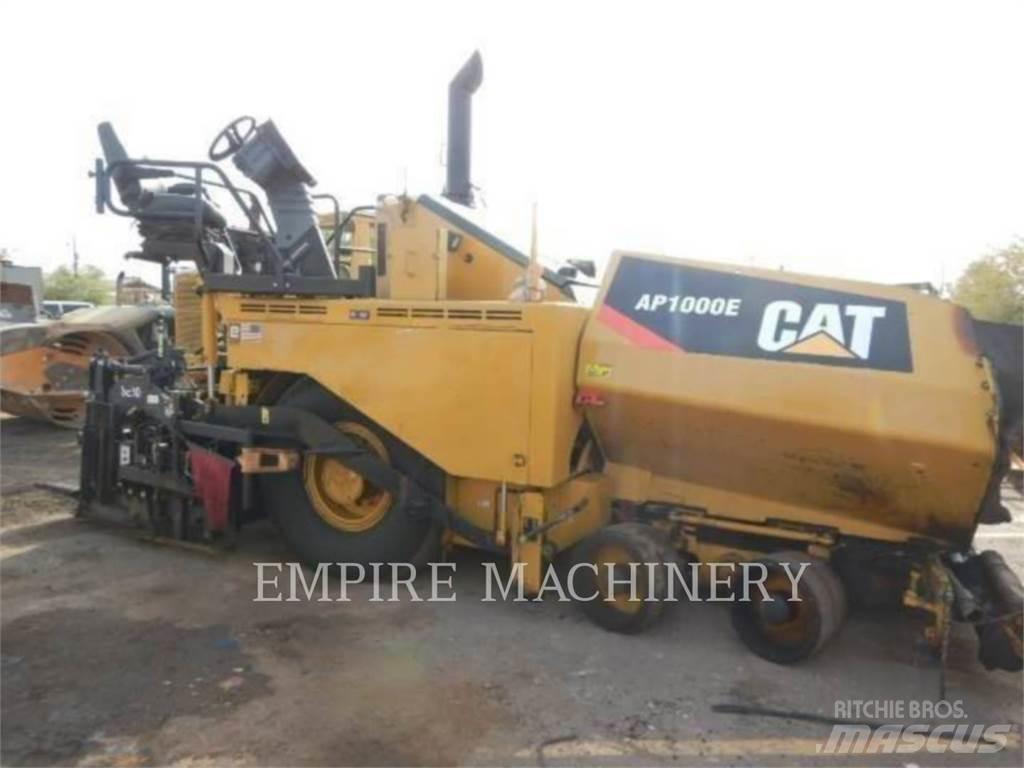 CAT AP1000E Asfaltadoras