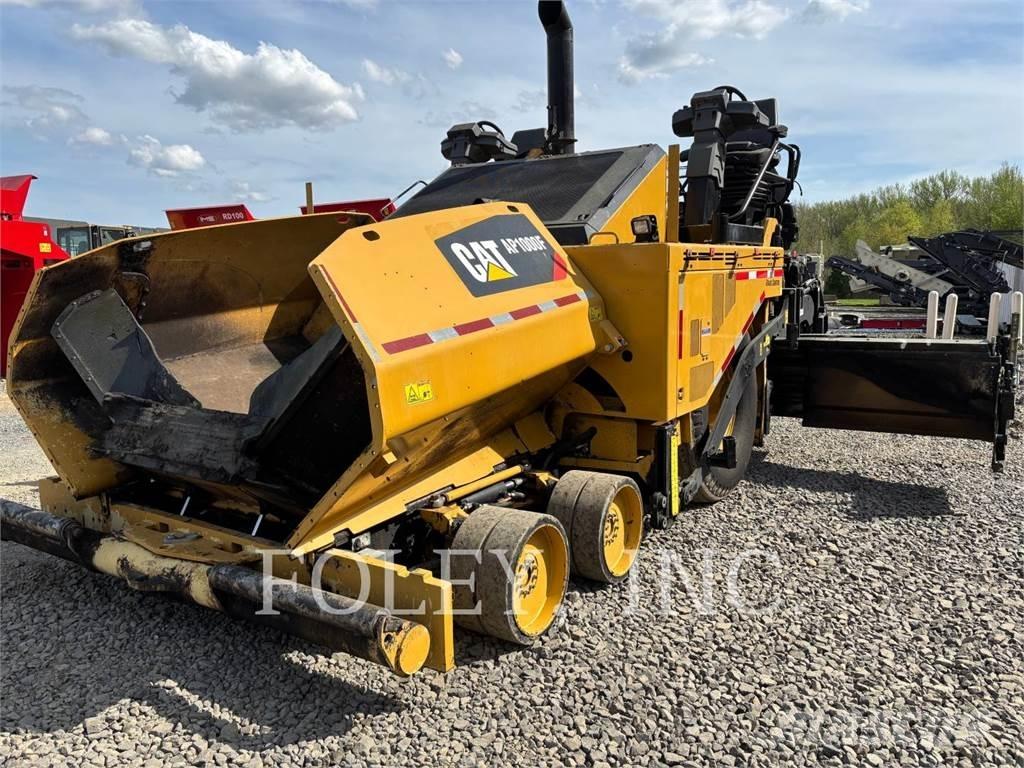 CAT AP1000F Asfaltadoras