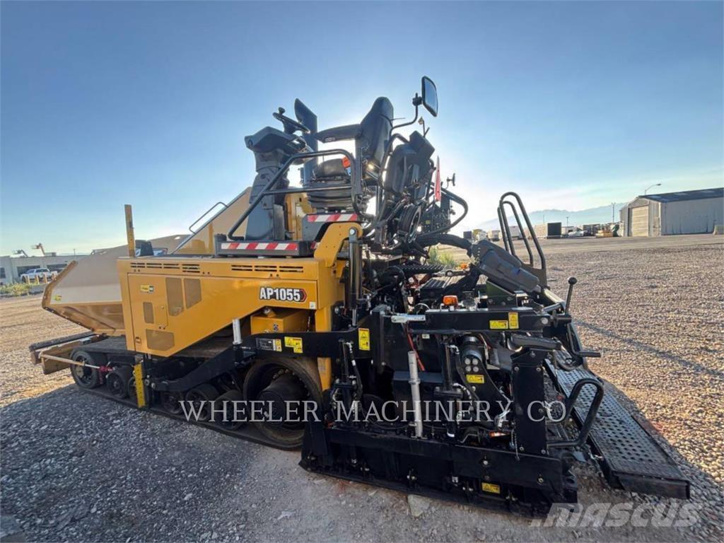 CAT AP1055 Asfaltadoras