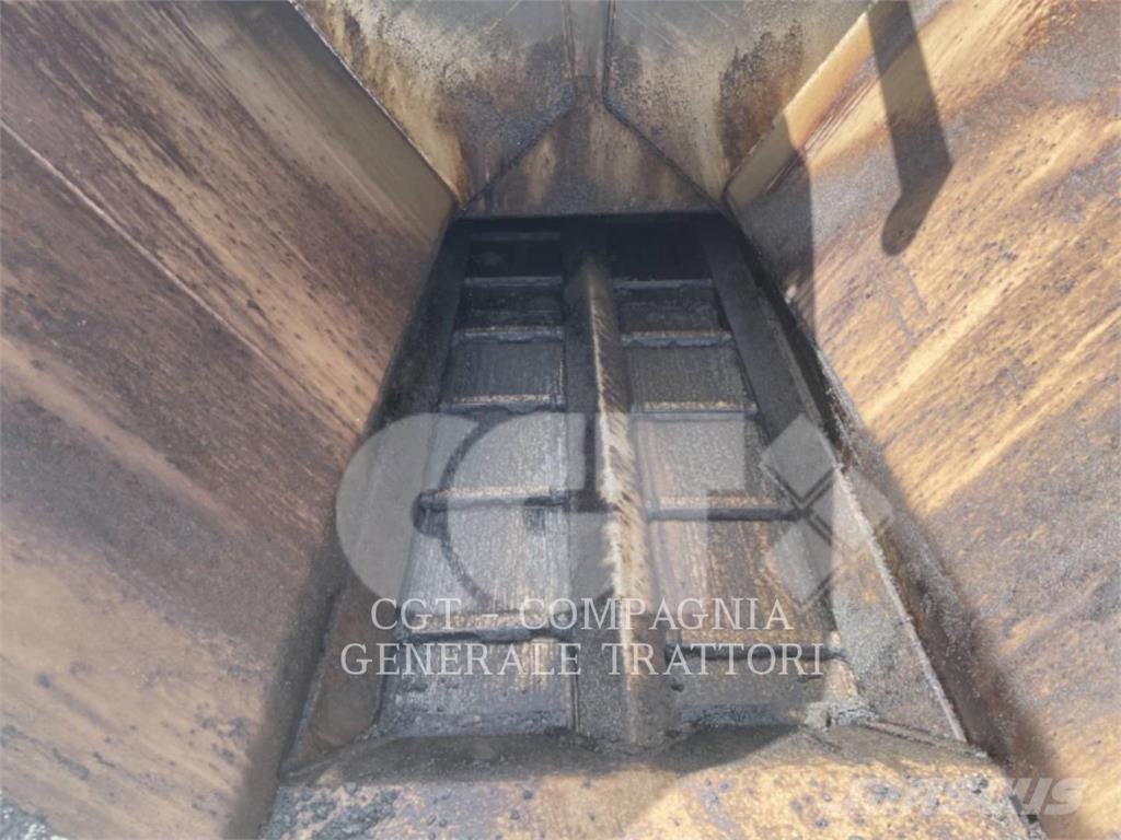 CAT AP300F Asfaltadoras