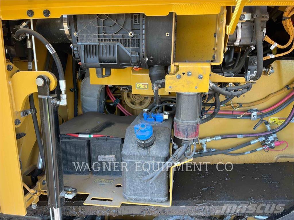 CAT AP655 Asfaltadoras