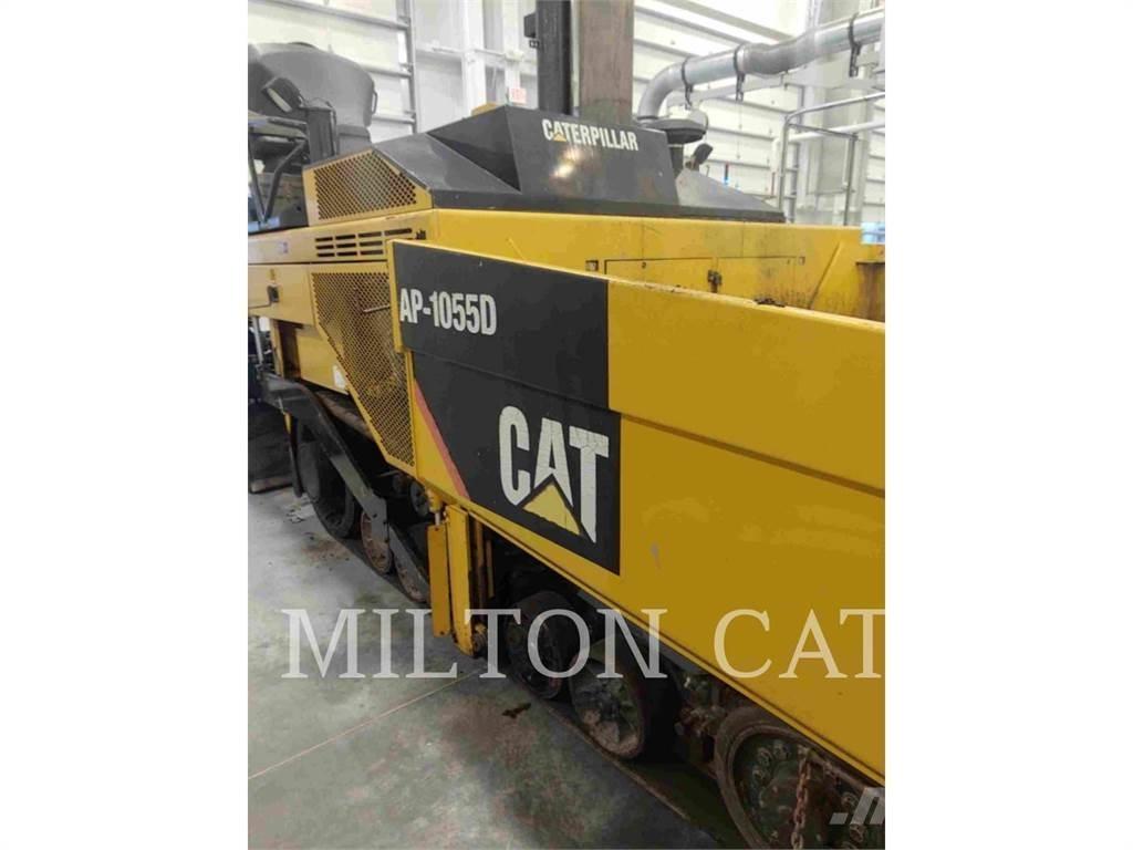 CAT BG-2455D Asfaltadoras