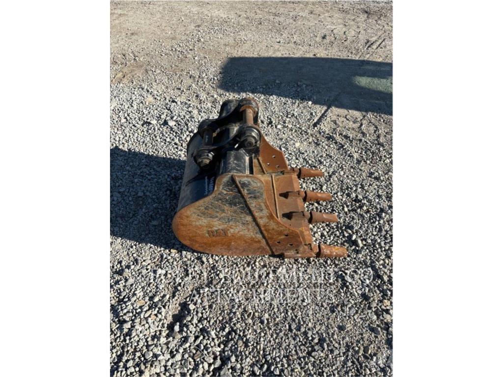 CAT BK303P24 Excavadoras sobre orugas