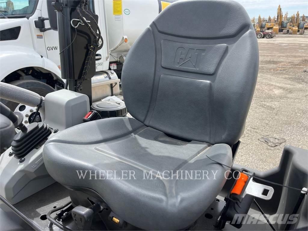 CAT CB2.7 Rodillos de doble tambor