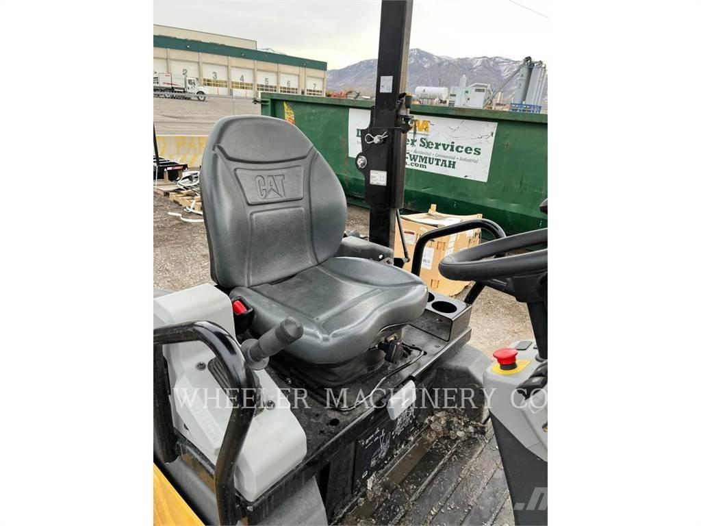 CAT CB2.7 GC Rodillos de doble tambor