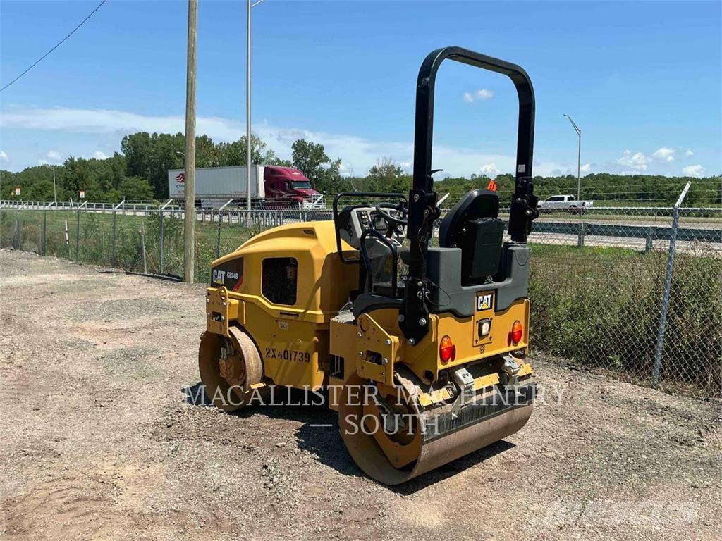 CAT CB24B Rodillos de doble tambor