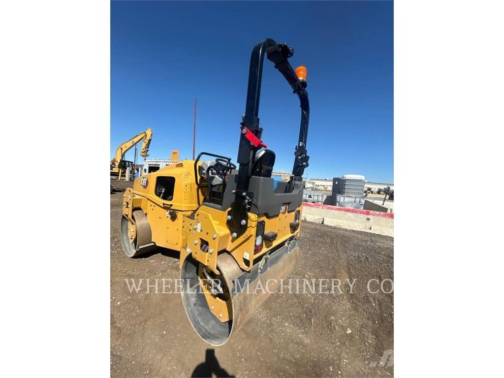 CAT CB4.4 Rodillos de doble tambor