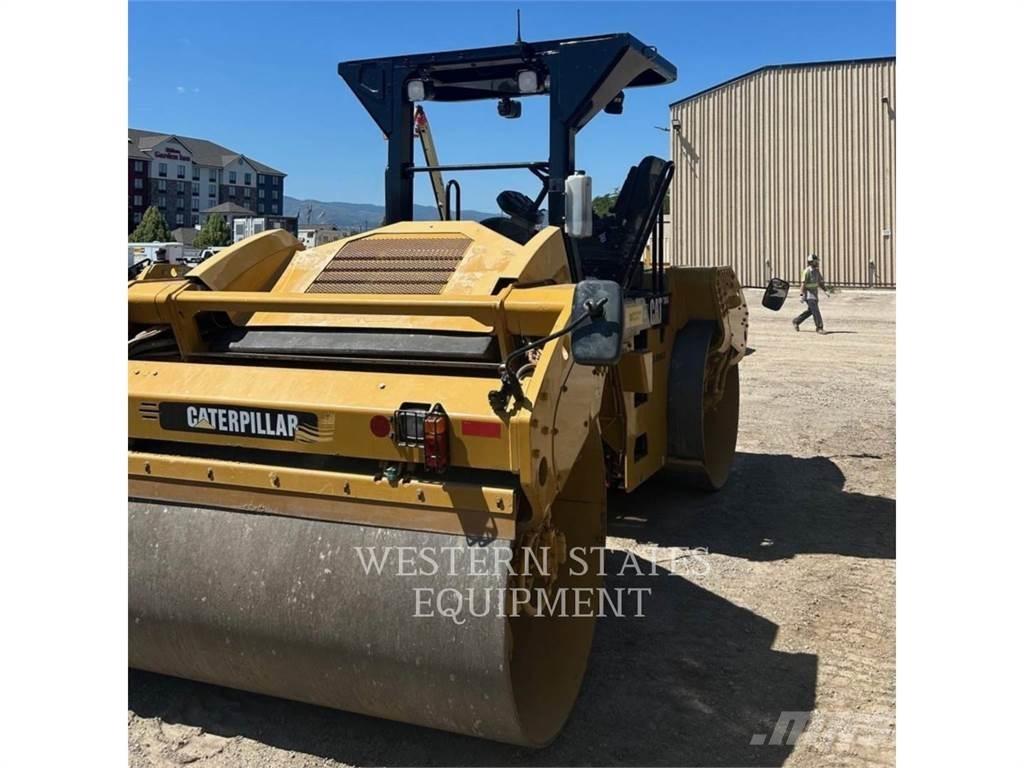 CAT CB64 Rodillos de doble tambor