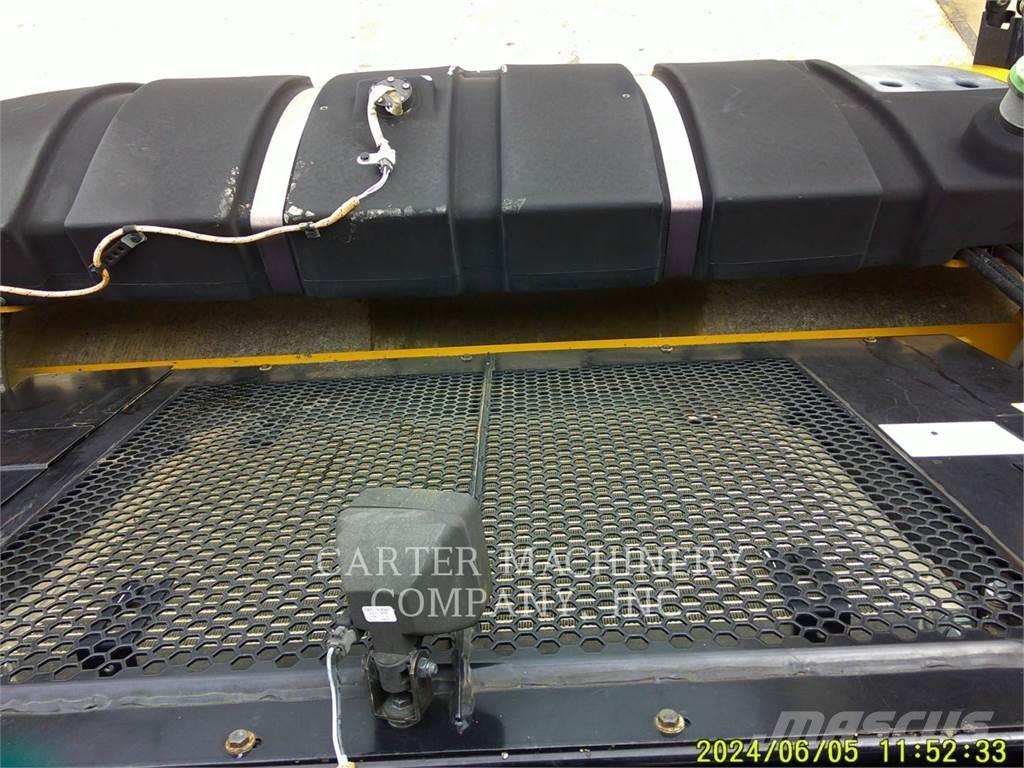 CAT CB66B Mezcladoras de asfalto