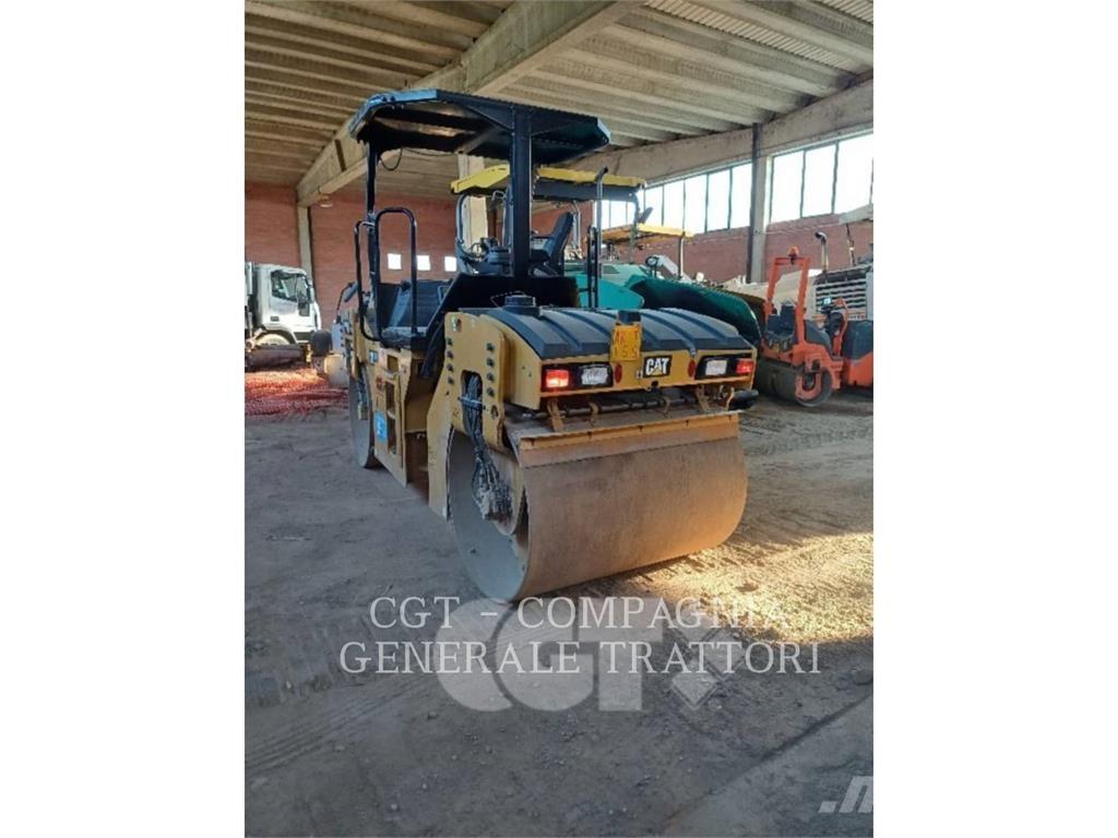 CAT CB7 Asfaltadoras