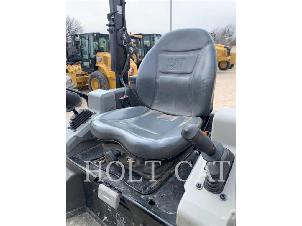 CAT CC4.0 Carretillas telescópicas