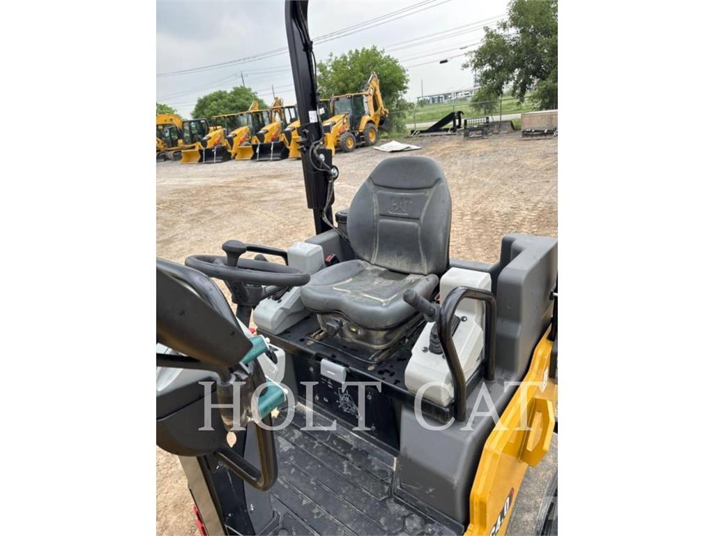 CAT CC4.0 Buldozer sobre ruedas