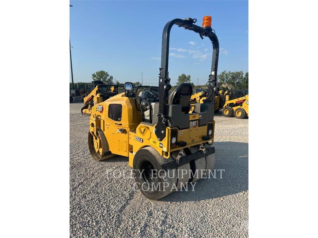 CAT CC4.0-03 Compactadoras de suelo