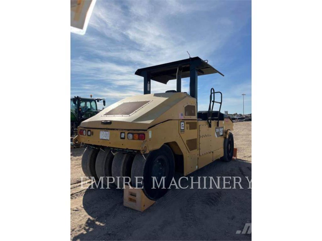 CAT CW34 Rodillos sobre neumáticos