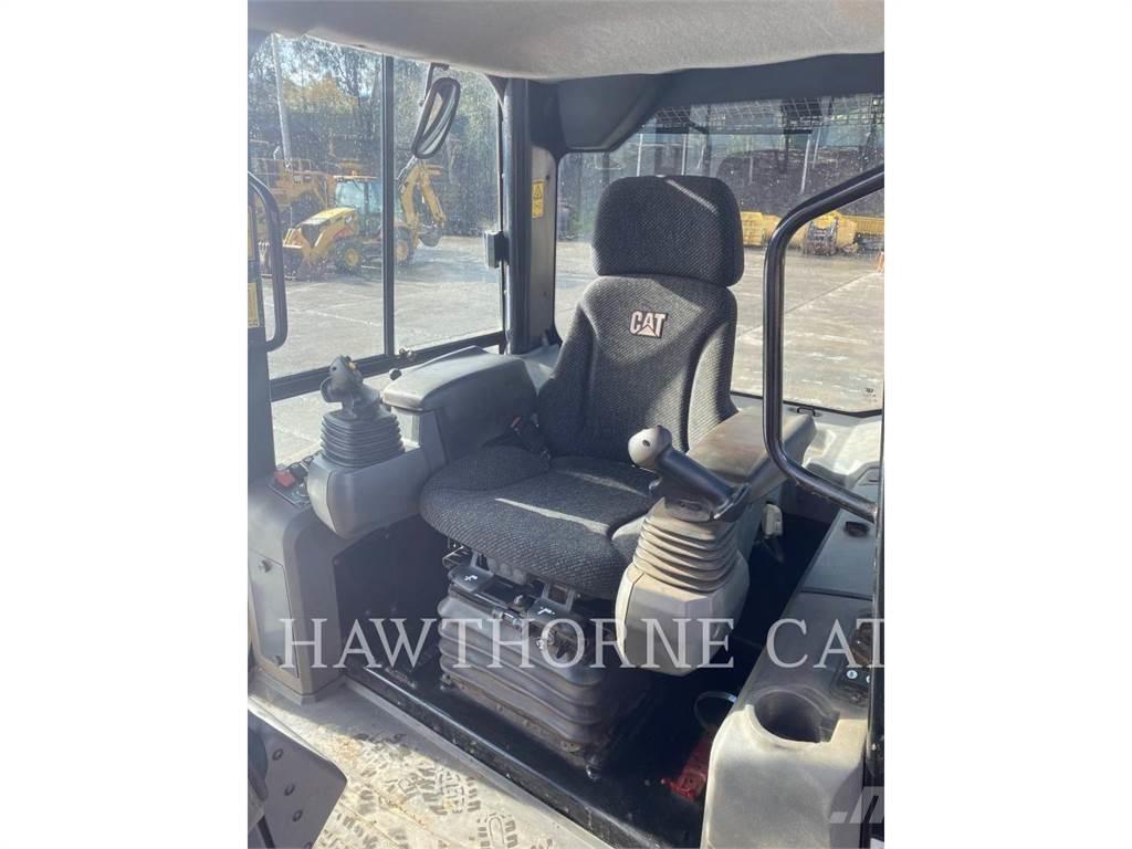 CAT D 6 K XL Buldozer sobre oruga