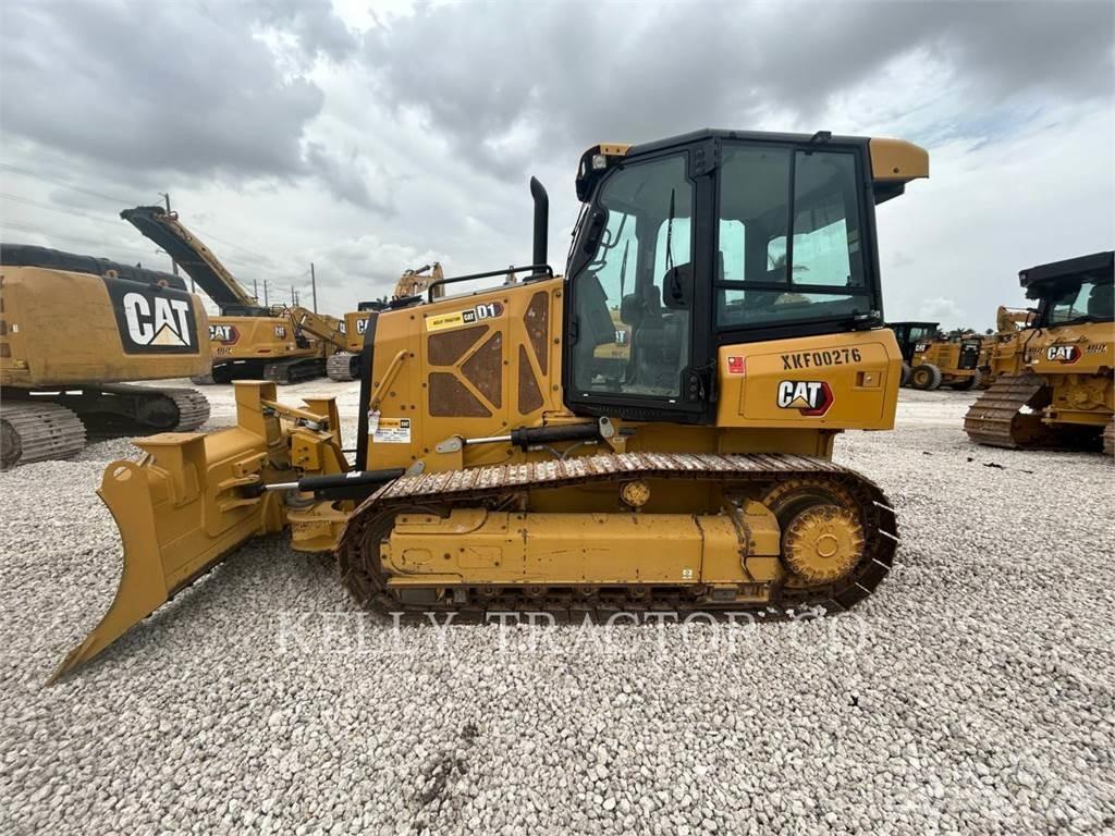 CAT D1 Buldozer sobre oruga