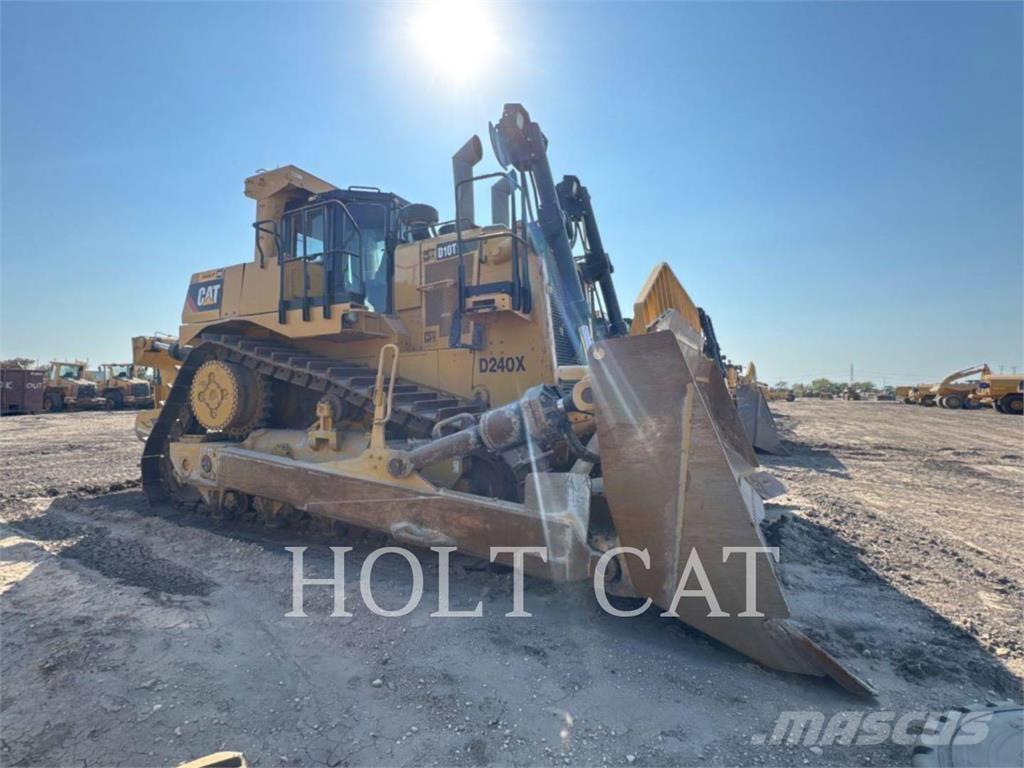 CAT D10T SS Buldozer sobre oruga