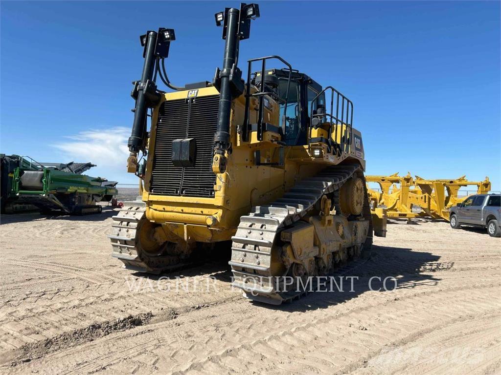 CAT D10T2 Buldozer sobre oruga