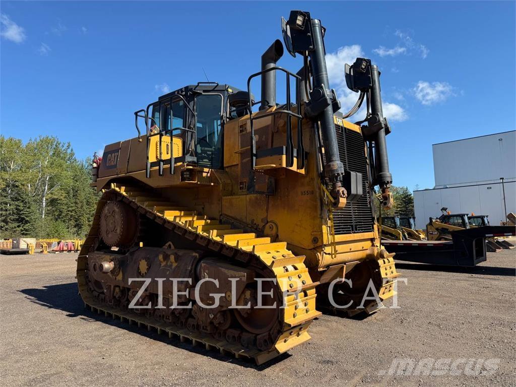 CAT D10T2 Buldozer sobre oruga