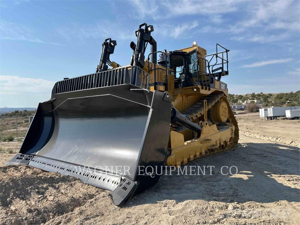 CAT D11T Buldozer sobre oruga