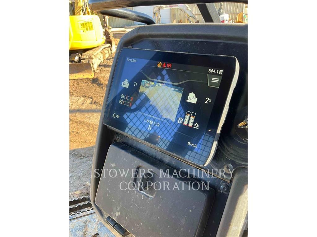 CAT D2 Buldozer sobre oruga