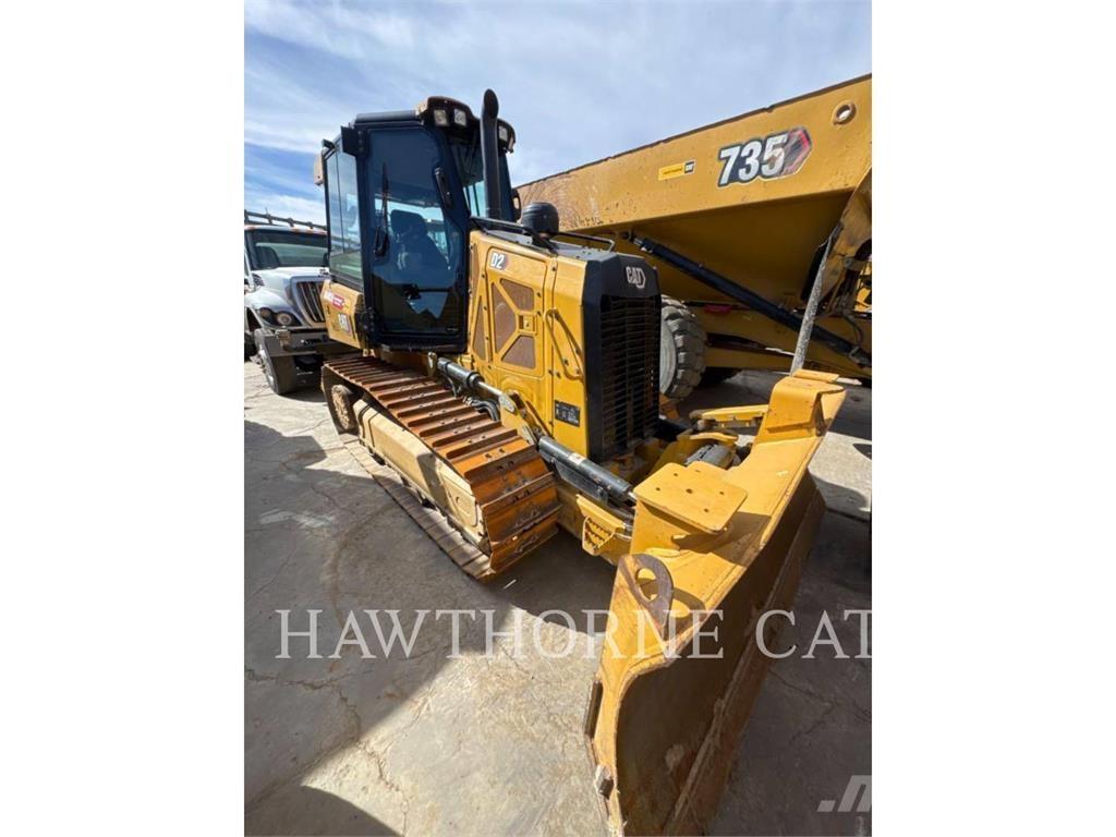 CAT D2 Buldozer sobre oruga