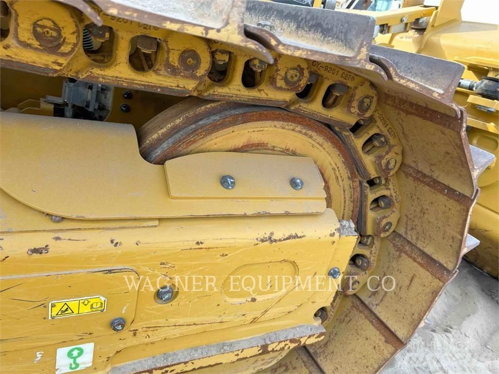 CAT D3 Buldozer sobre oruga