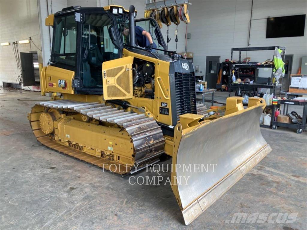 CAT D3-12LGI Buldozer sobre oruga