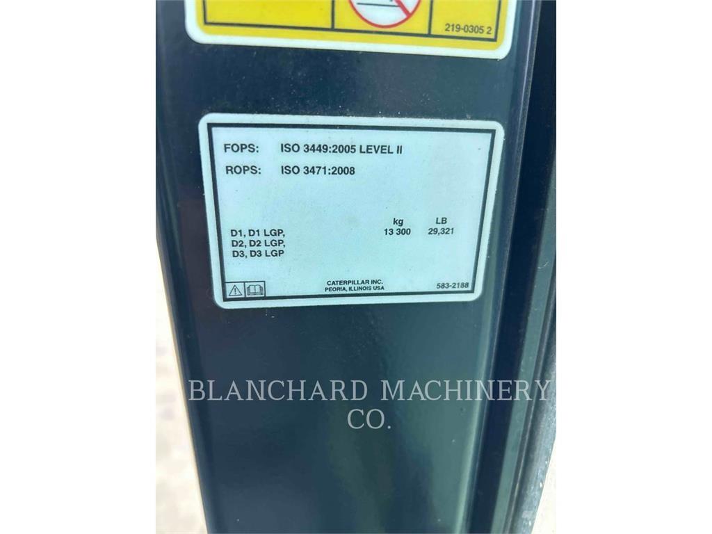 CAT D3 LGP Buldozer sobre oruga