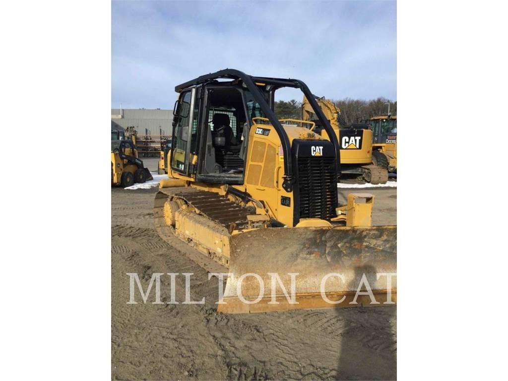 CAT D3K2LGP Buldozer sobre oruga