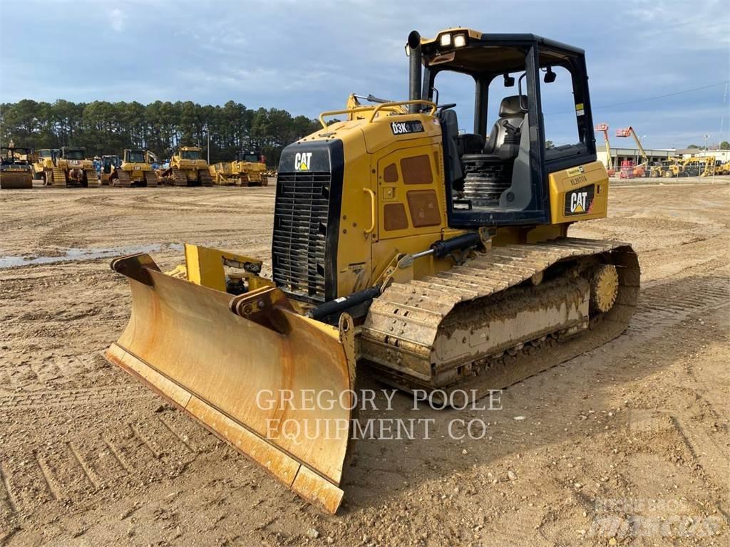 CAT D3K2LGP Buldozer sobre oruga