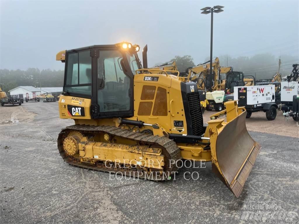 CAT D3K2XL Buldozer sobre oruga