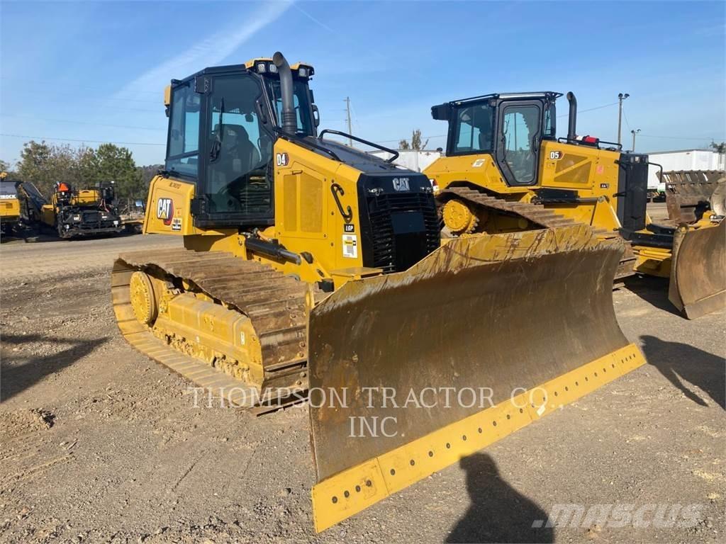 CAT D4 Buldozer sobre oruga