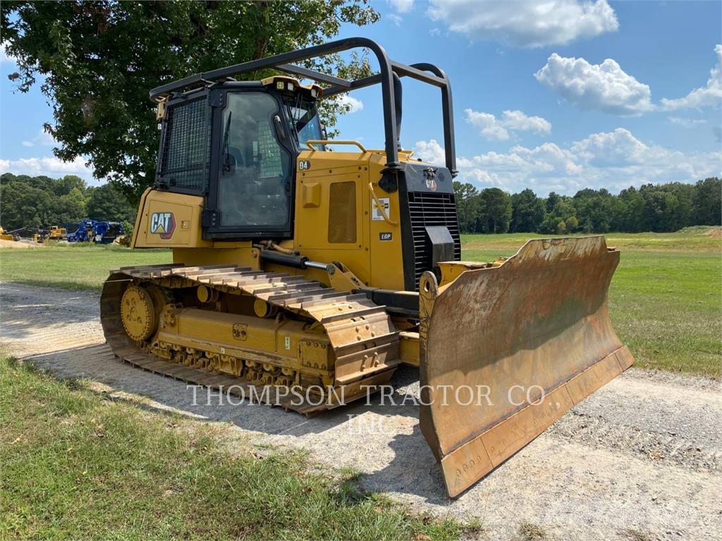 CAT D4 Buldozer sobre oruga