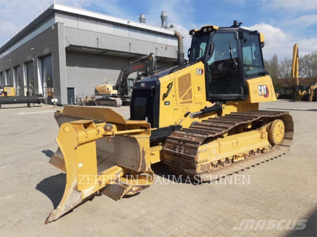 CAT D4-16A Buldozer sobre oruga