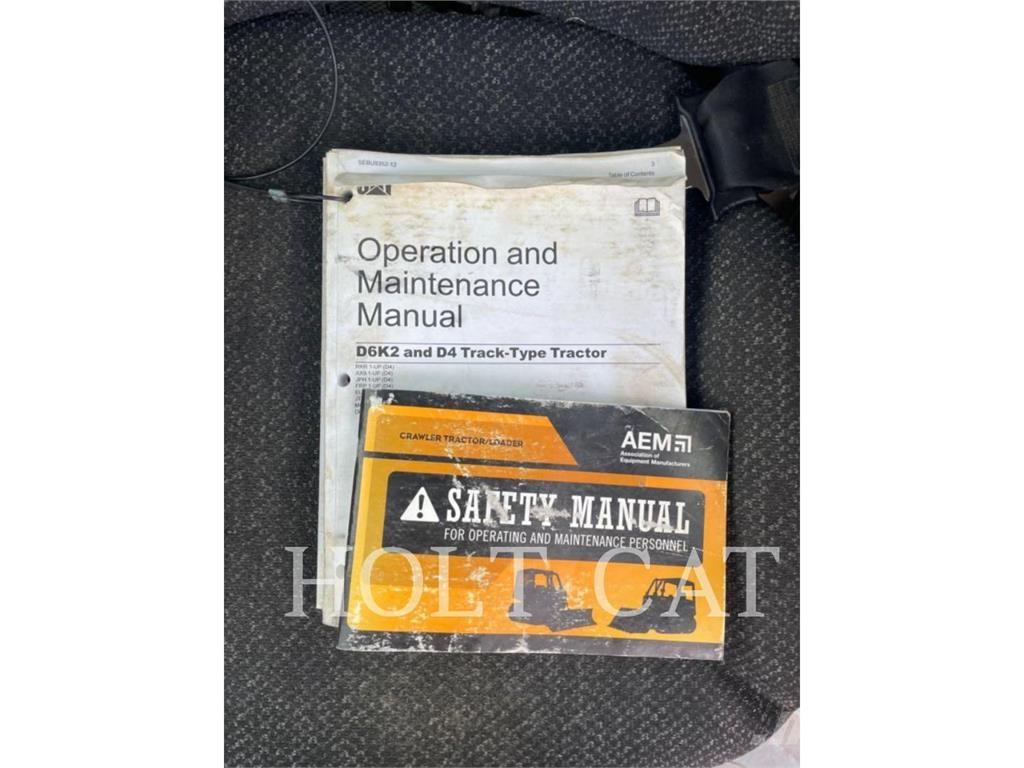 CAT D4 CAB Buldozer sobre oruga