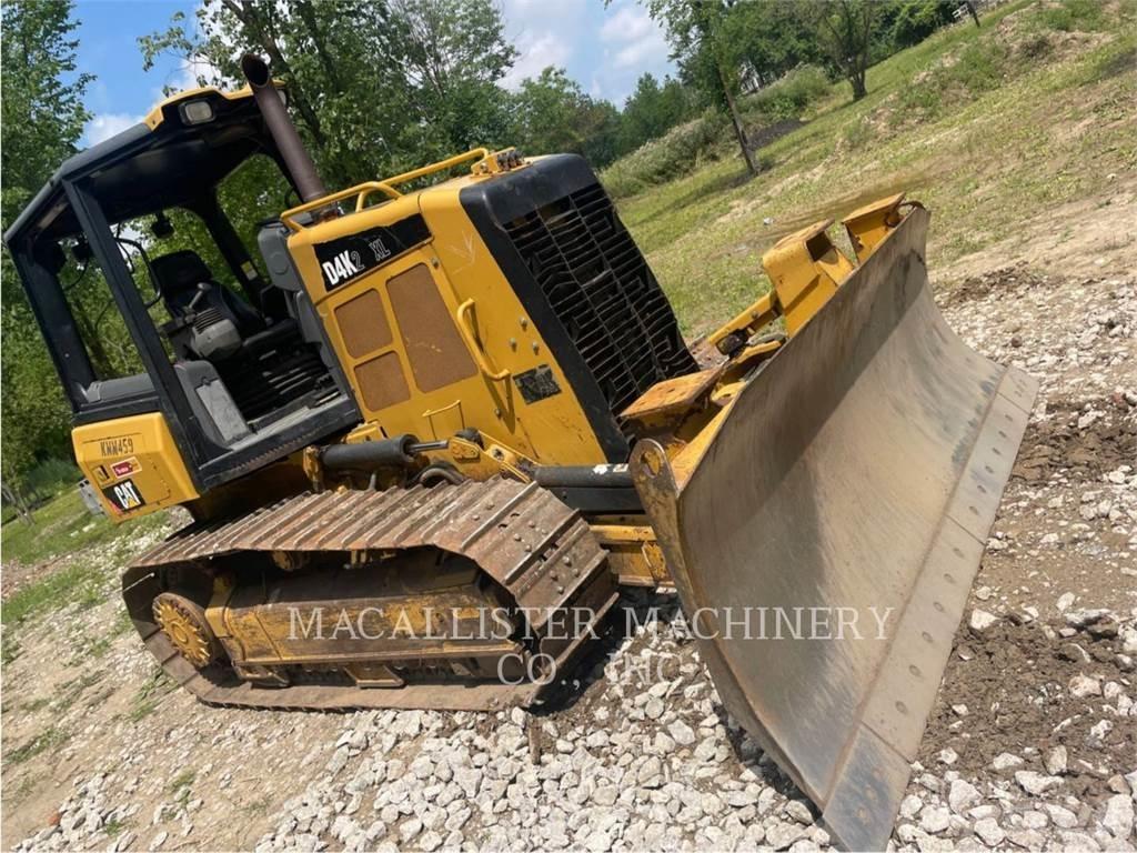 CAT D4K2XL Buldozer sobre oruga