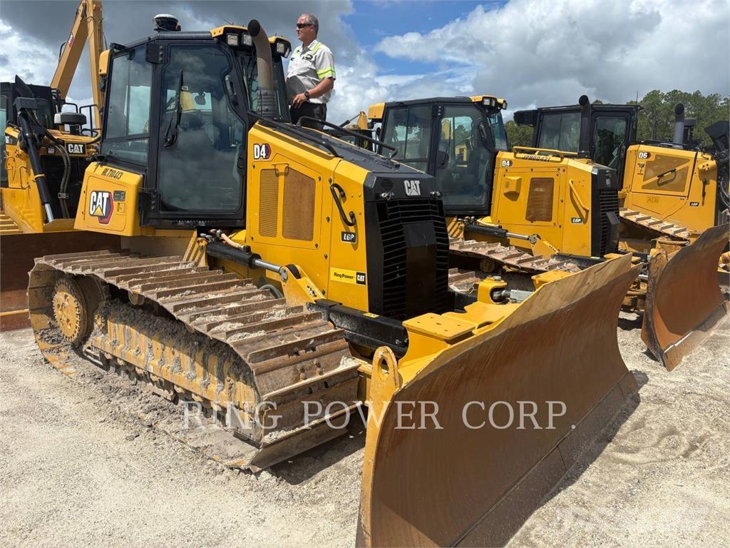 CAT D4VPEW Buldozer sobre oruga
