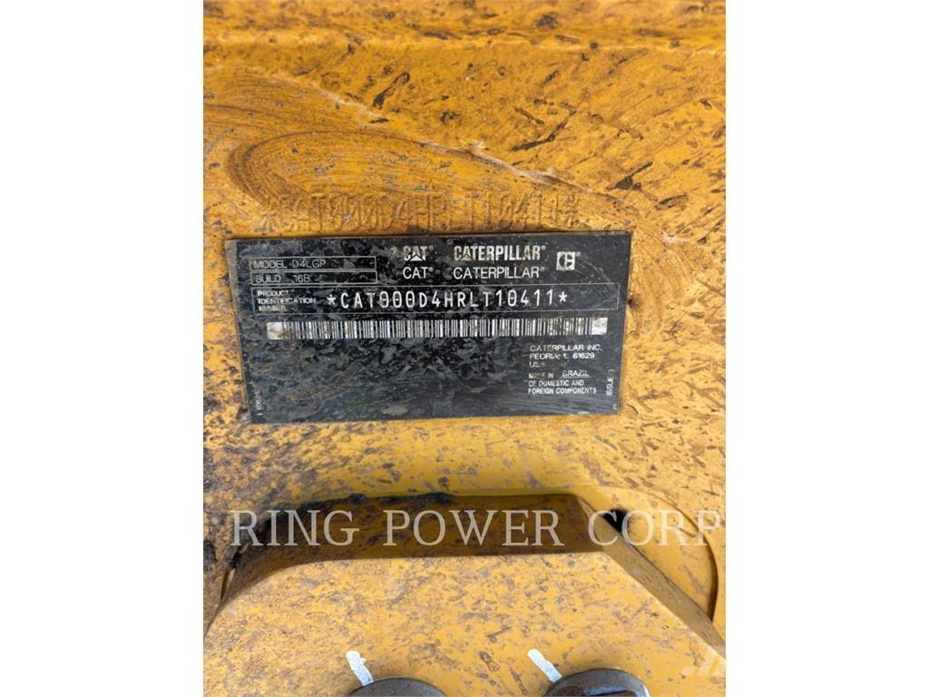 CAT D4VPEW Buldozer sobre oruga