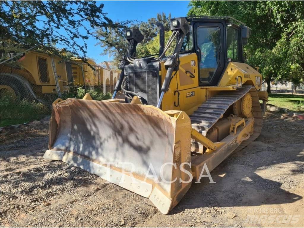 CAT D5 Buldozer sobre oruga