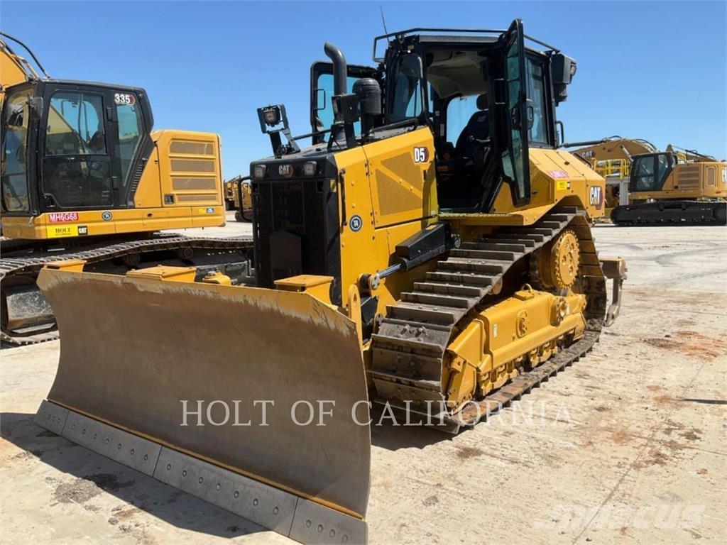 CAT D5 Buldozer sobre oruga