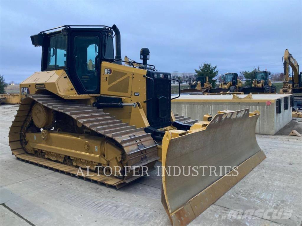 CAT D5-17VPLGP Buldozer sobre oruga