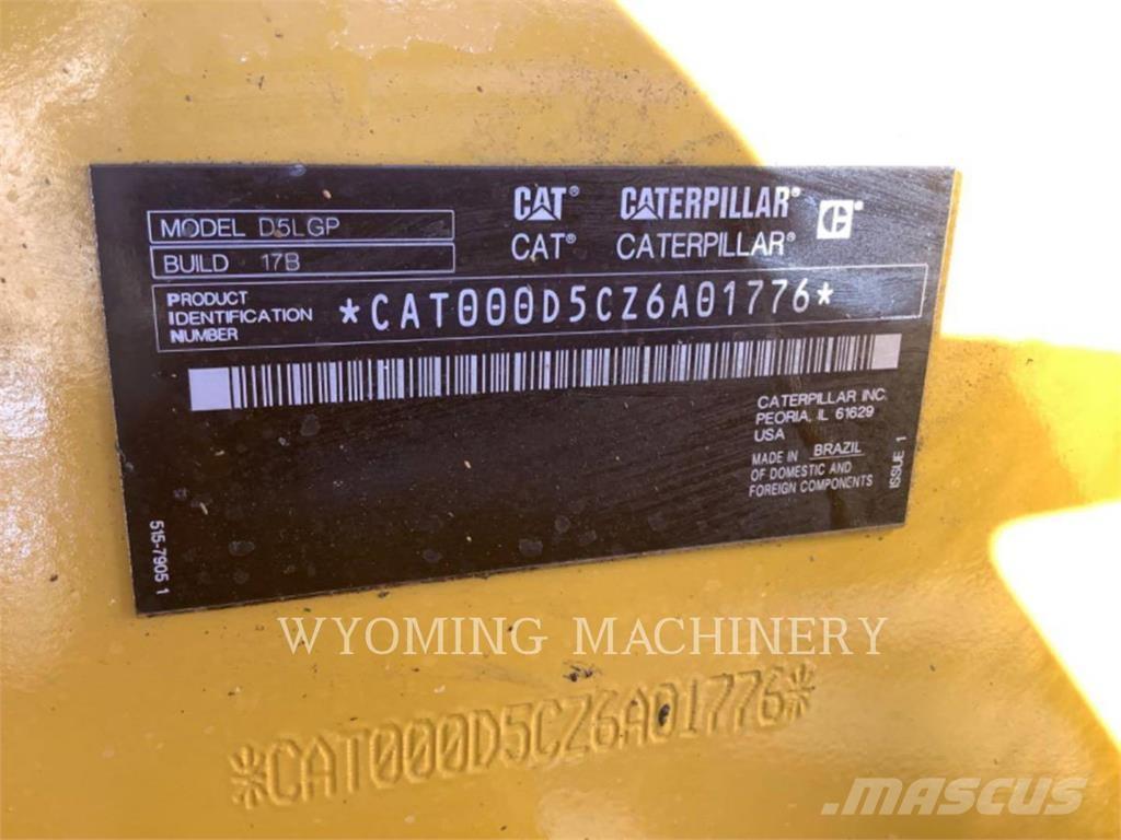CAT D5 LGP Buldozer sobre oruga