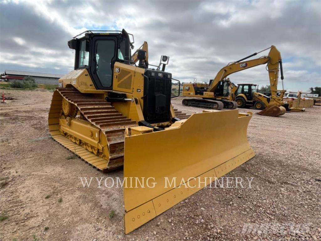 CAT D5 LGP Buldozer sobre oruga