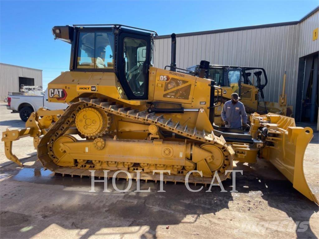 CAT D5 LGP Buldozer sobre oruga