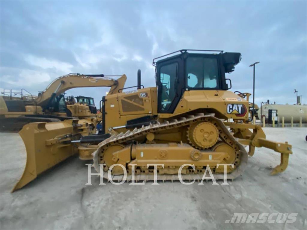 CAT D5 VP Buldozer sobre oruga
